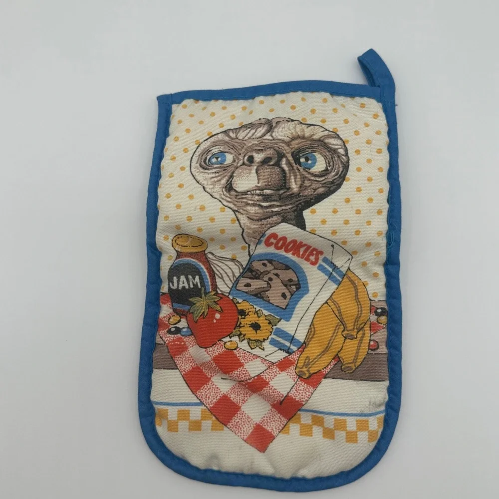 Vintage 1982 ET The Extra Terrestrial Oven Mitt Blue Quilted Movie Memorabilia